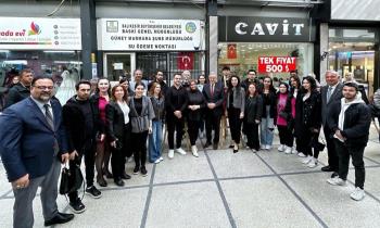 Terapi ve Rehabilitasyon Bölümü Öğretim Elemanlarından Öğr. Gör. Ayşegül DEMİR SARIİPEK'İN Sosyal Sorumluluk Projesi olan “Yalnız Değilsiniz” Yaşlılar Haftası Etkinliği Öğrencilerimizin Katılımı ile Gerçekleştirilmiştir.