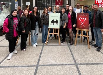 Terapi ve Rehabilitasyon Bölümü Öğretim Elemanlarından Öğr. Gör. Ayşegül DEMİR SARIİPEK'İN Sosyal Sorumluluk Projesi olan “Yalnız Değilsiniz” Yaşlılar Haftası Etkinliği Öğrencilerimizin Katılımı ile Gerçekleştirilmiştir.